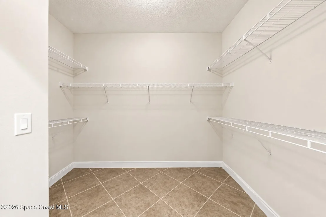 Photo of 4610 Leo Lane
