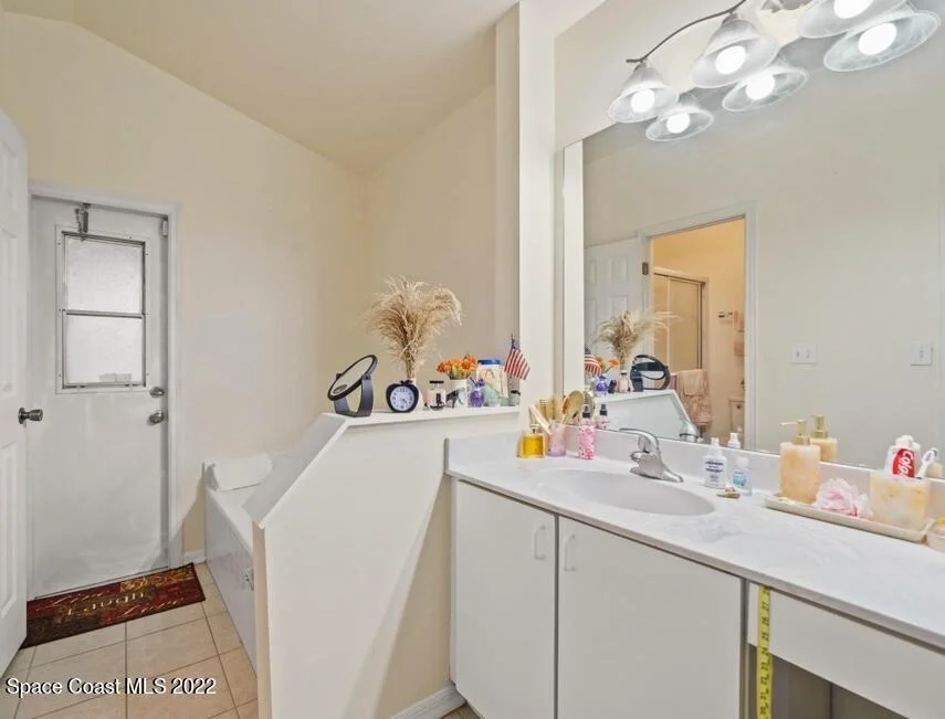 Photo of 2911 Eldron Boulevard SE