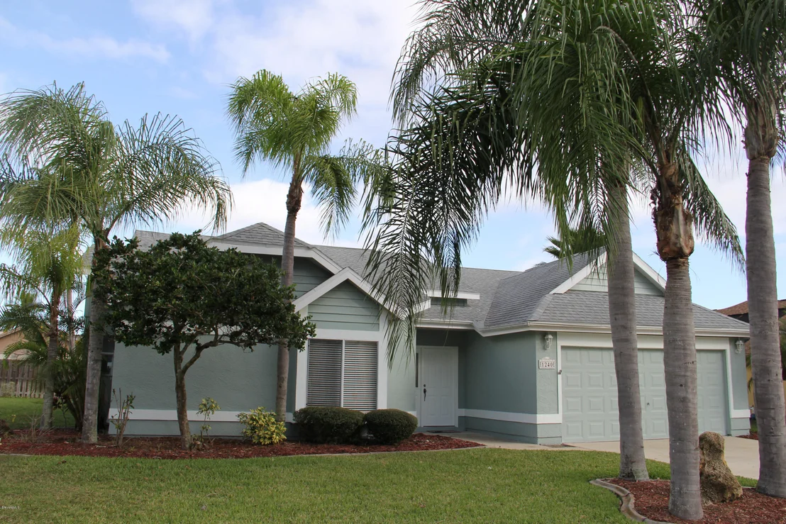 Photo of 1240 Walnut Grove Way