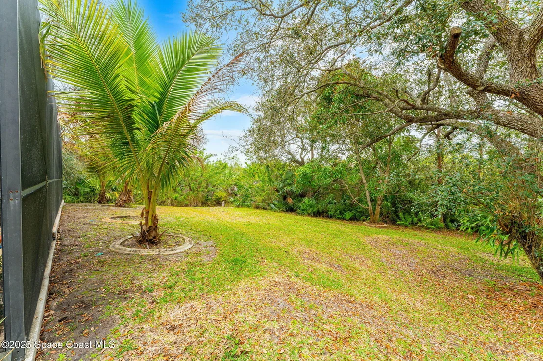 Photo of 4443 Long Lake Road