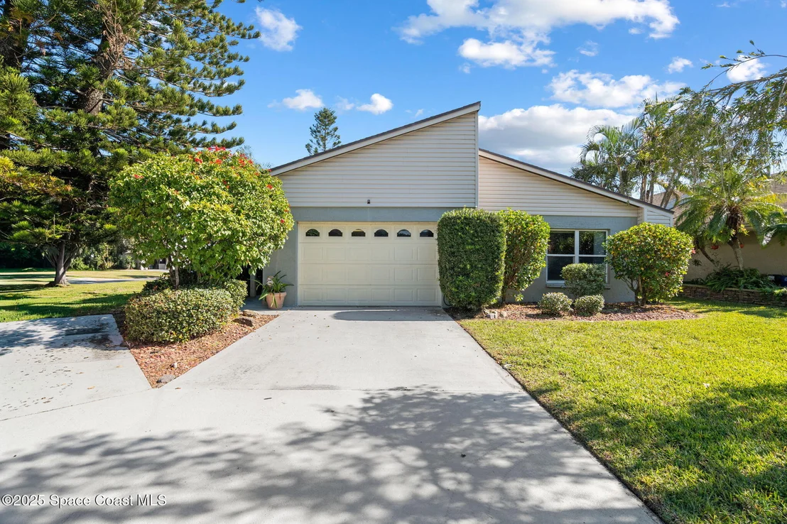 Photo of 475 Timberlake Drive