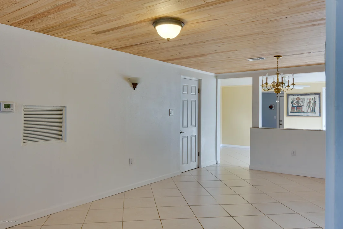 Photo of 769 Banyan Drive