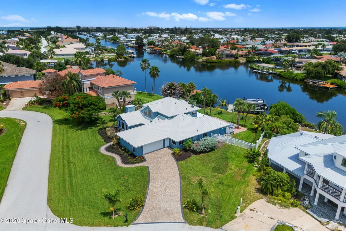 Photo of 100 Lanternback Island Drive