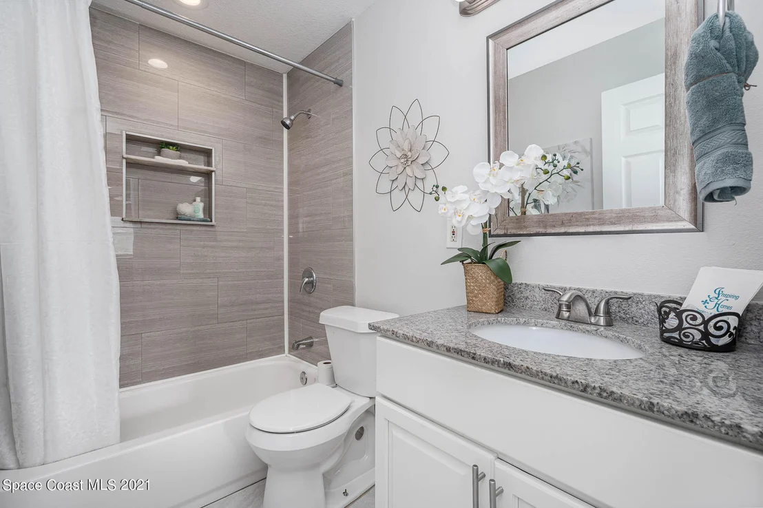 Photo of 2210 Allan Adale Road