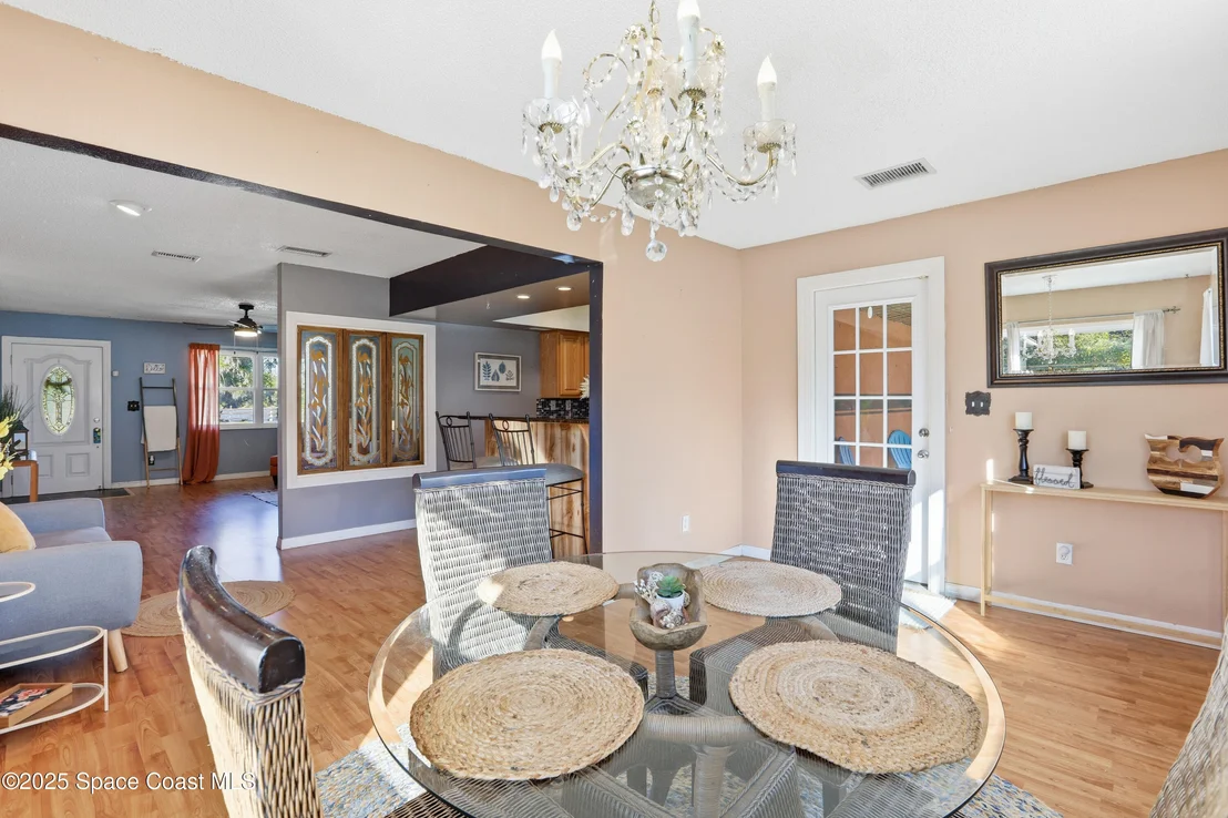 Photo of 3929 Burkholm Road