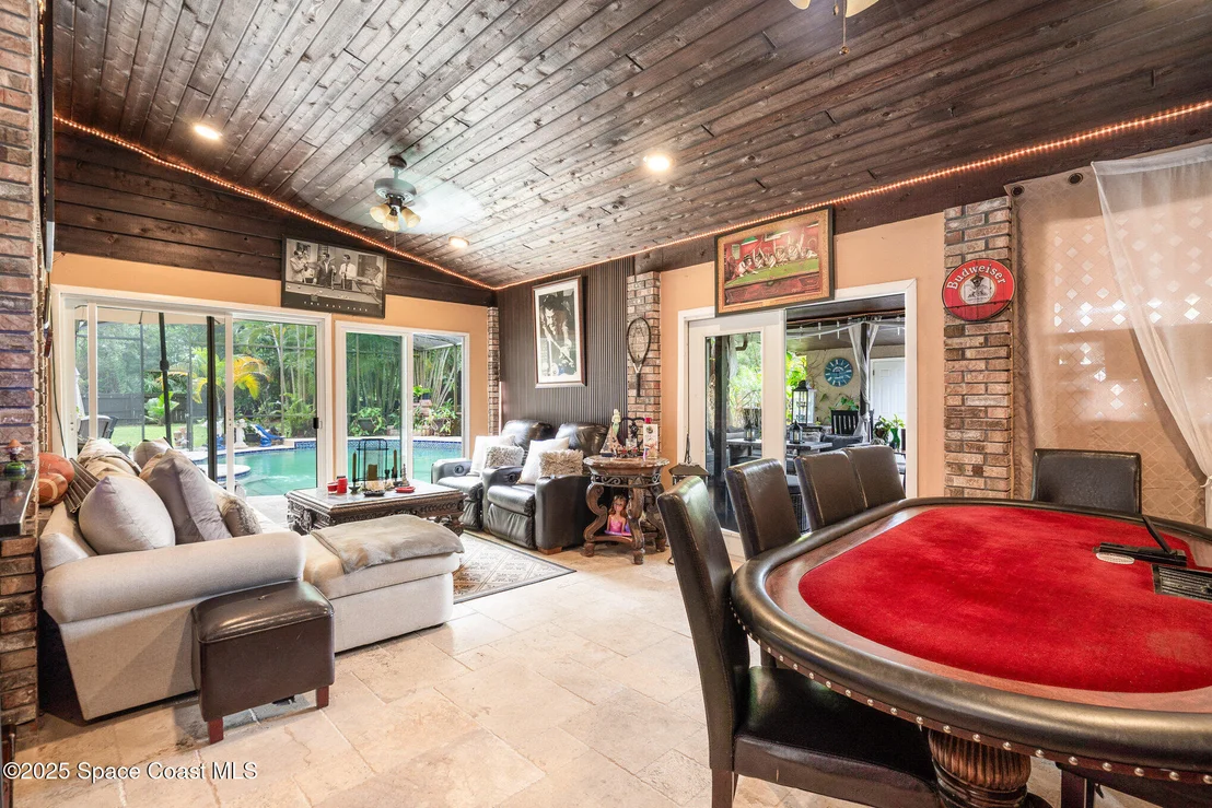 Photo of 562 Lake Ashley Circle