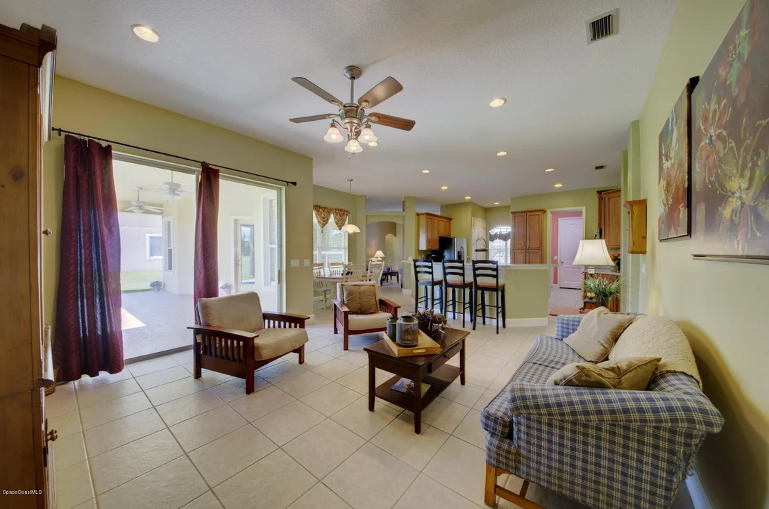 Photo of 5890 Rusack Drive