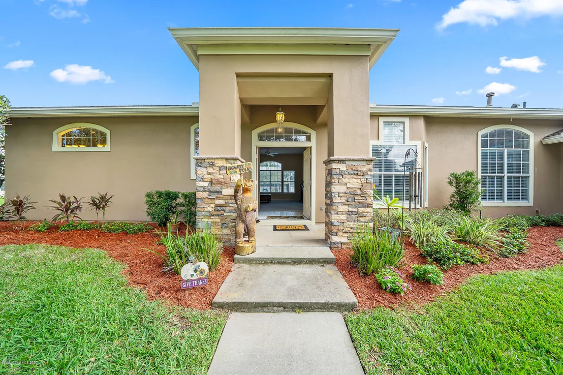 Photo of 4355 Canard Road