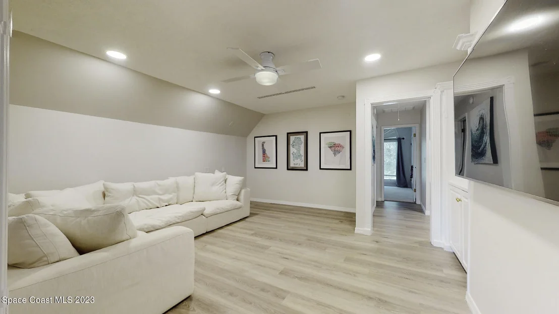 Photo of 607 Woodbridge Drive