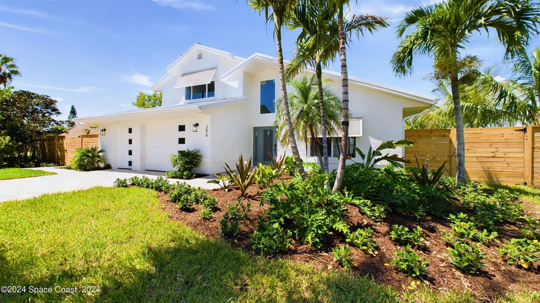 Photo of 396 Riverview Lane