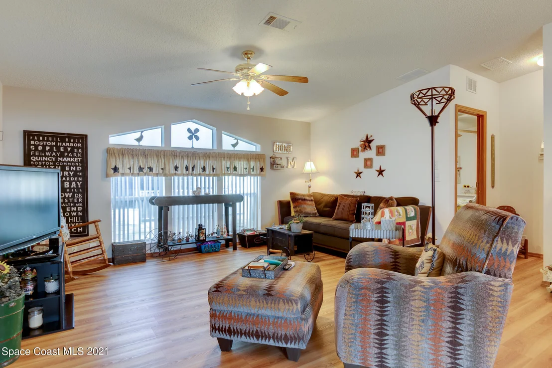 Photo of 5381 Bison Street