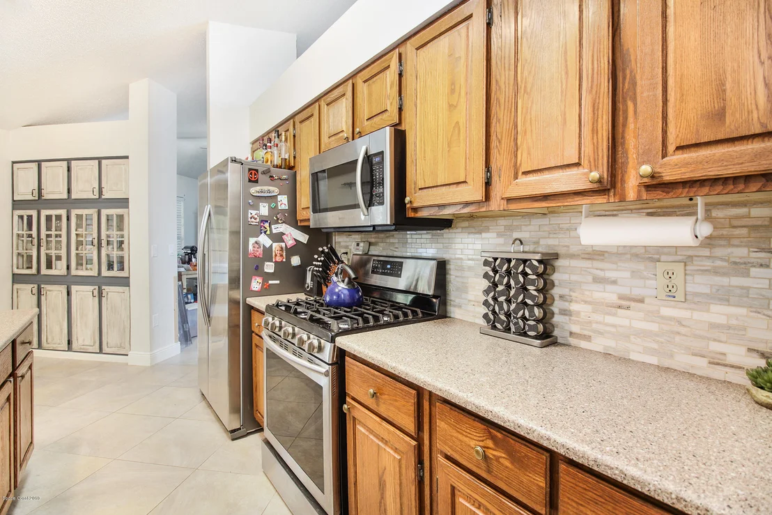 Photo of 1241 Walnut Grove Way