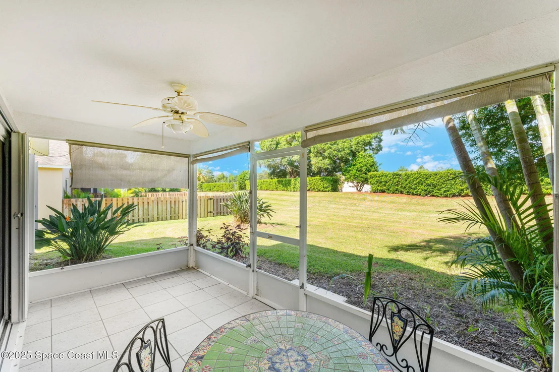 Photo of 926 Pine Creek Circle NE