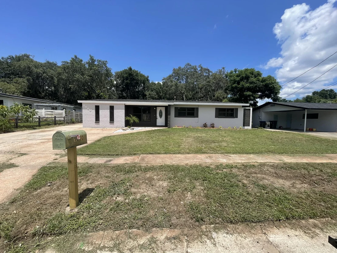 Photo of 1860 Augustine Drive