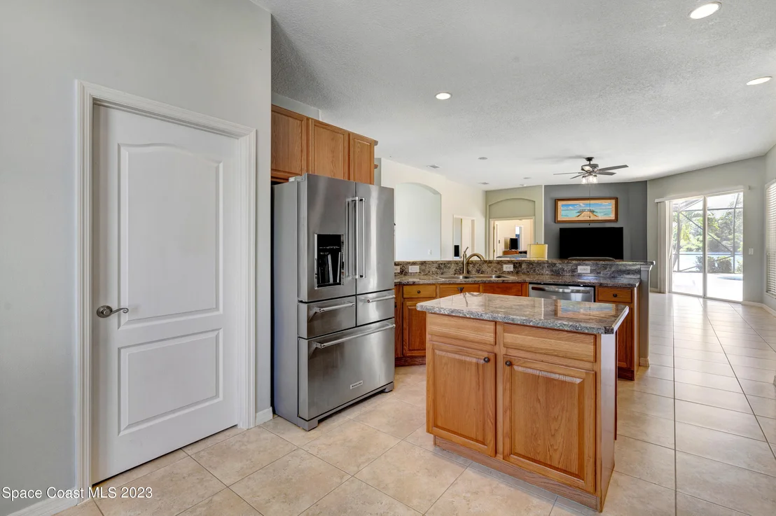 Photo of 3855 Waterford Drive