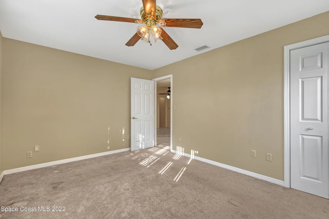 Photo of 185 Herron Drive