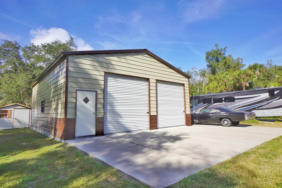 Photo of 440 N Burnett Road