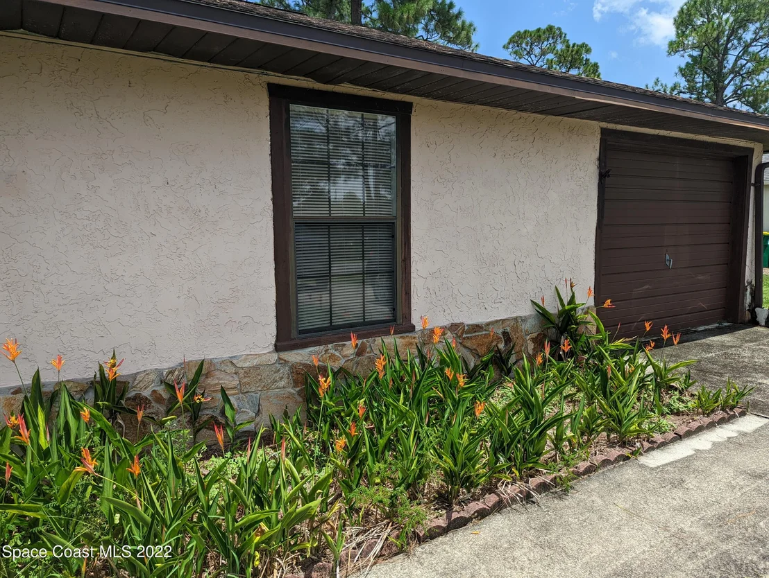 Photo of 7085 Pluto Avenue