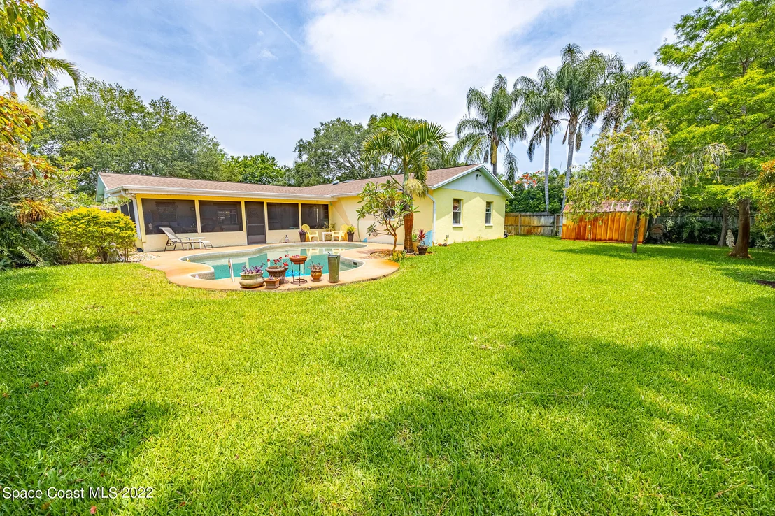 Photo of 2701 Golfview Drive
