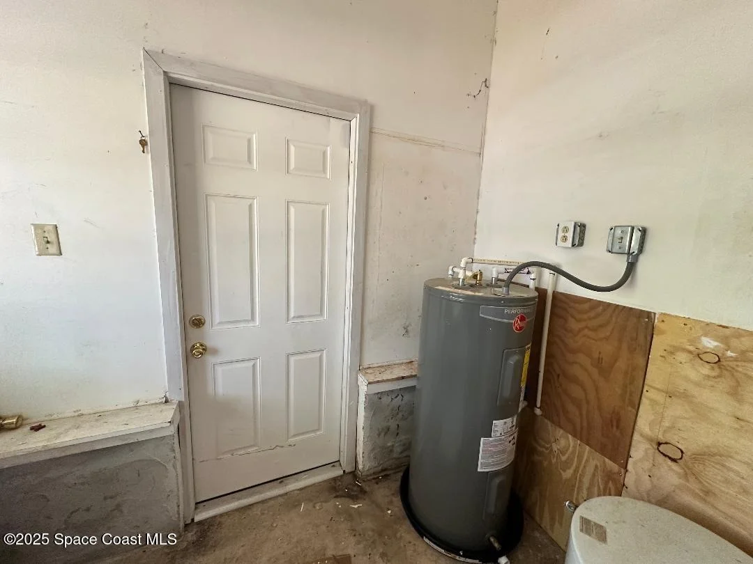 Photo of 6852 Aster Drive
