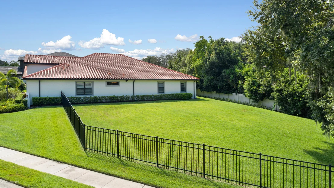 Photo of 5220 Waterside Vista Lane