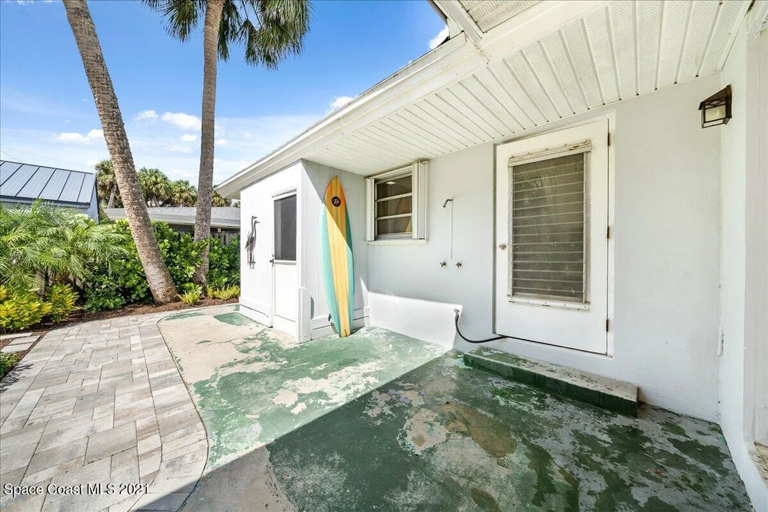 Photo of 585 Bahama Drive