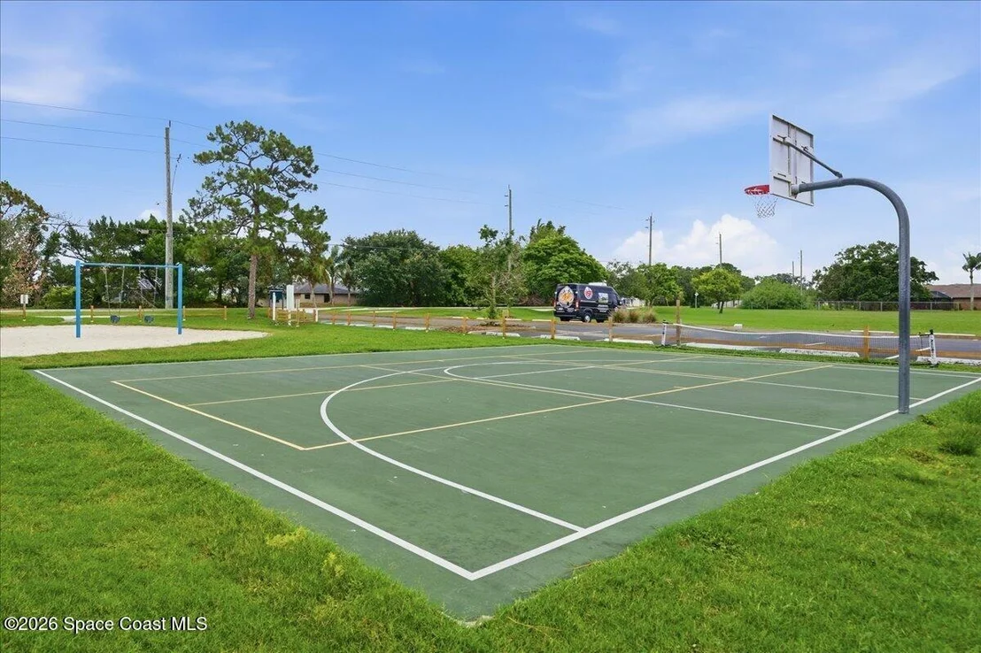 Photo of 560 Sawgrass Circle