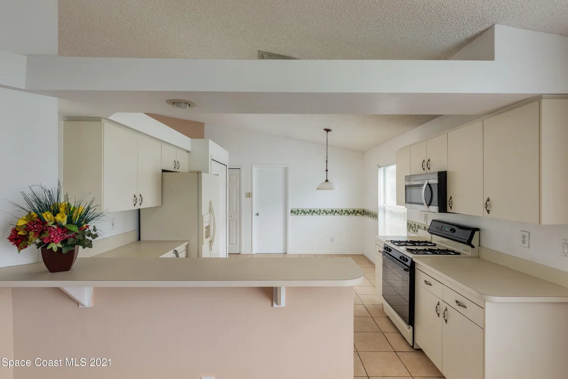 Photo of 8055 Bracken Lane