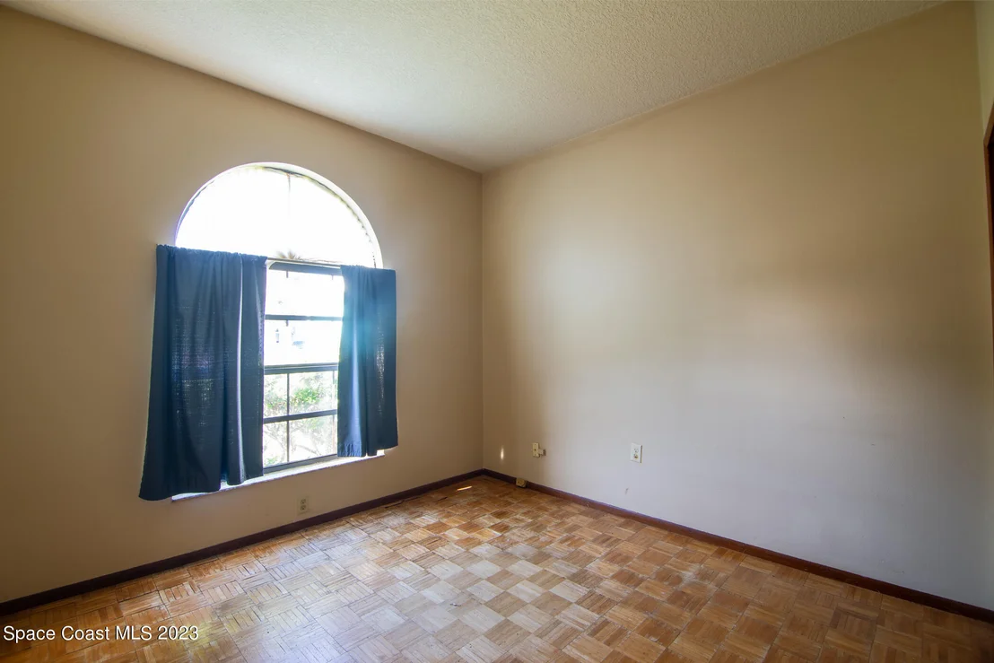 Photo of 1816 Clover Circle