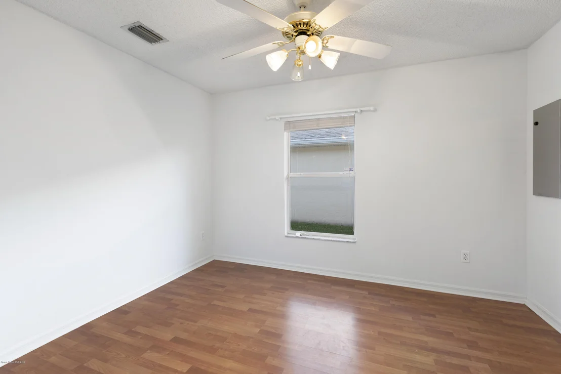 Photo of 1490 Whitman Drive