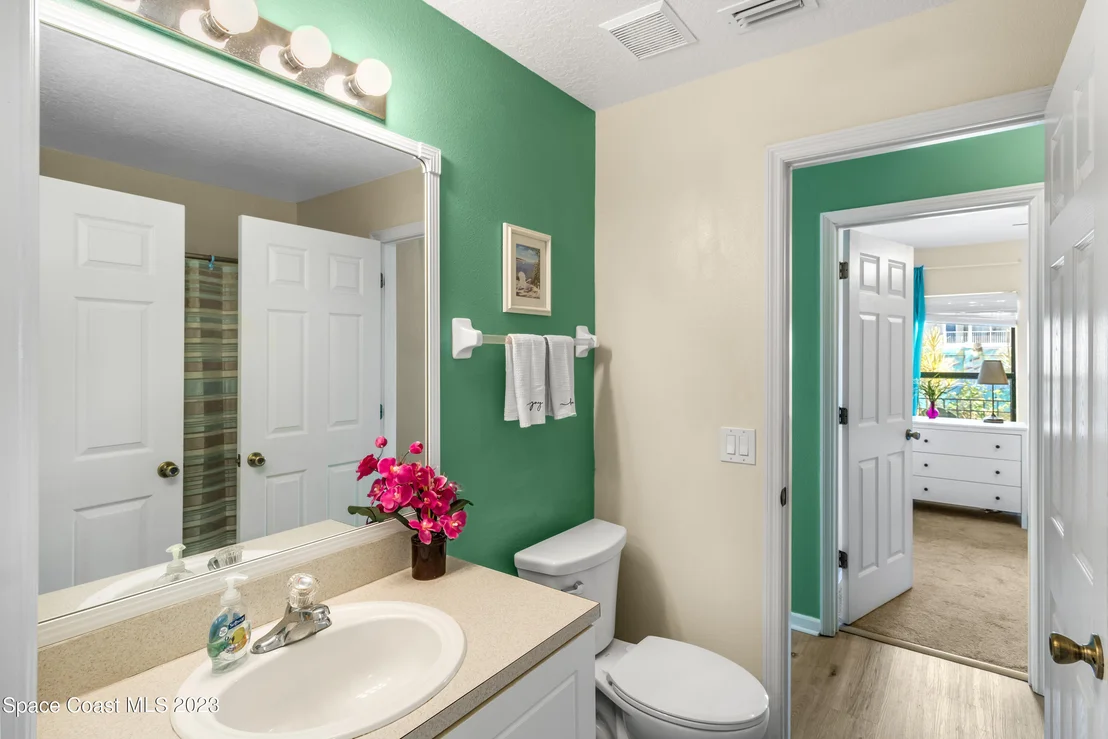 Photo of Unit 101 at 910 Luminary Circle