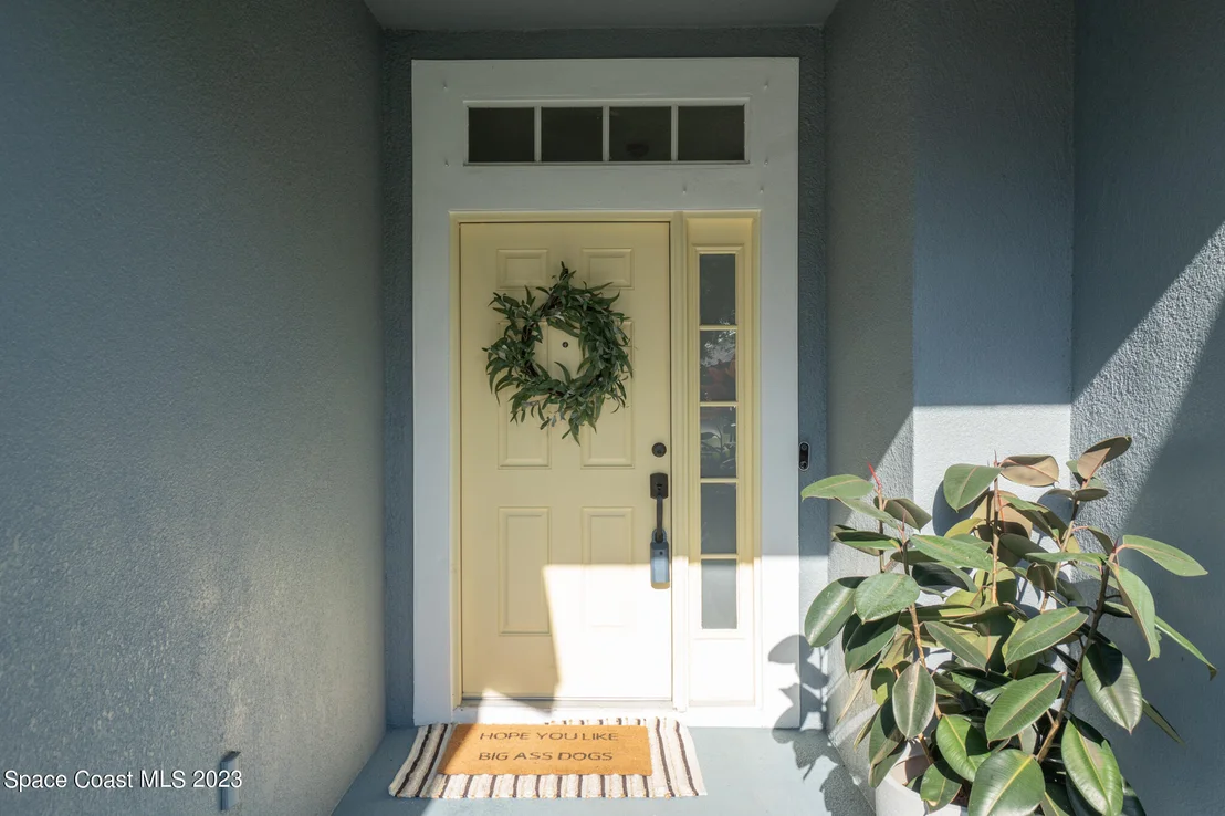 Photo of 362 Waterside Circle
