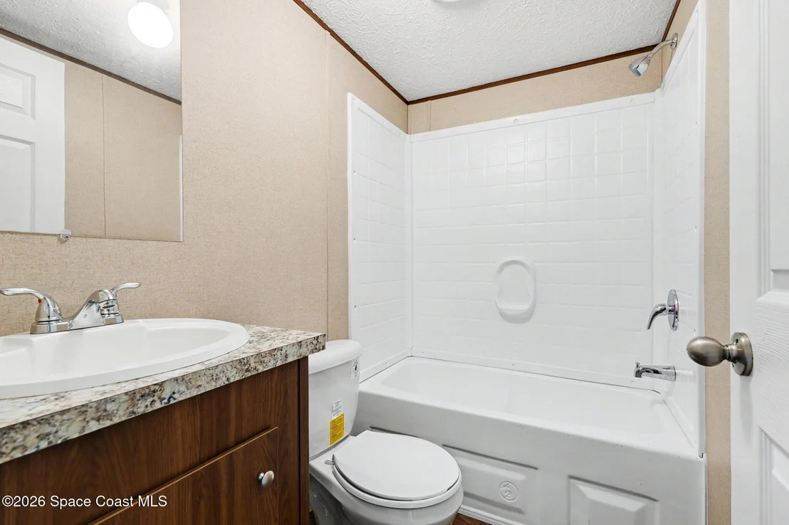 Photo of 2075 Parrish Road