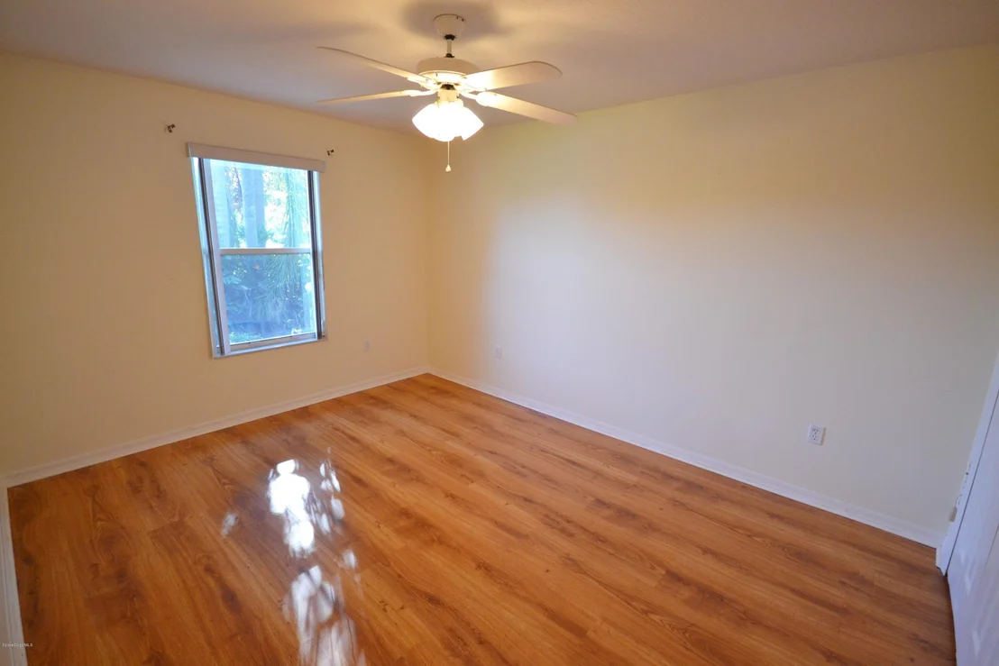 Photo of 2093 Lionel Drive