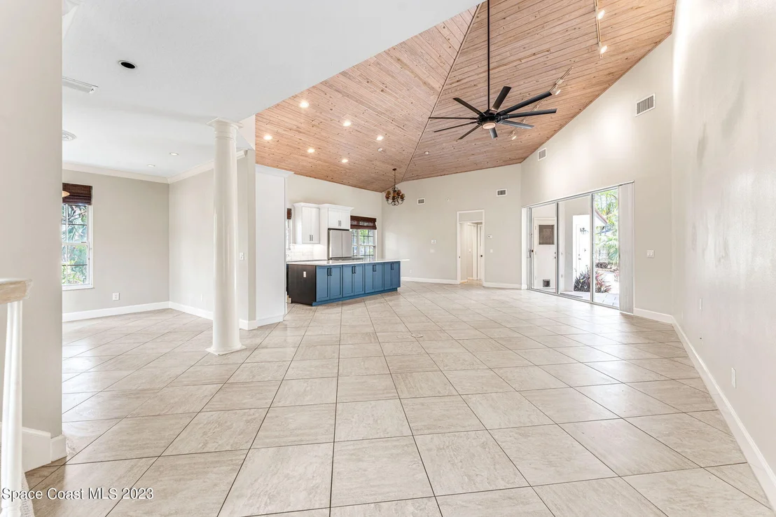 Photo of 301 Miami Avenue