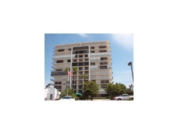 Photo of Unit 708 at 877 N Highway A1a