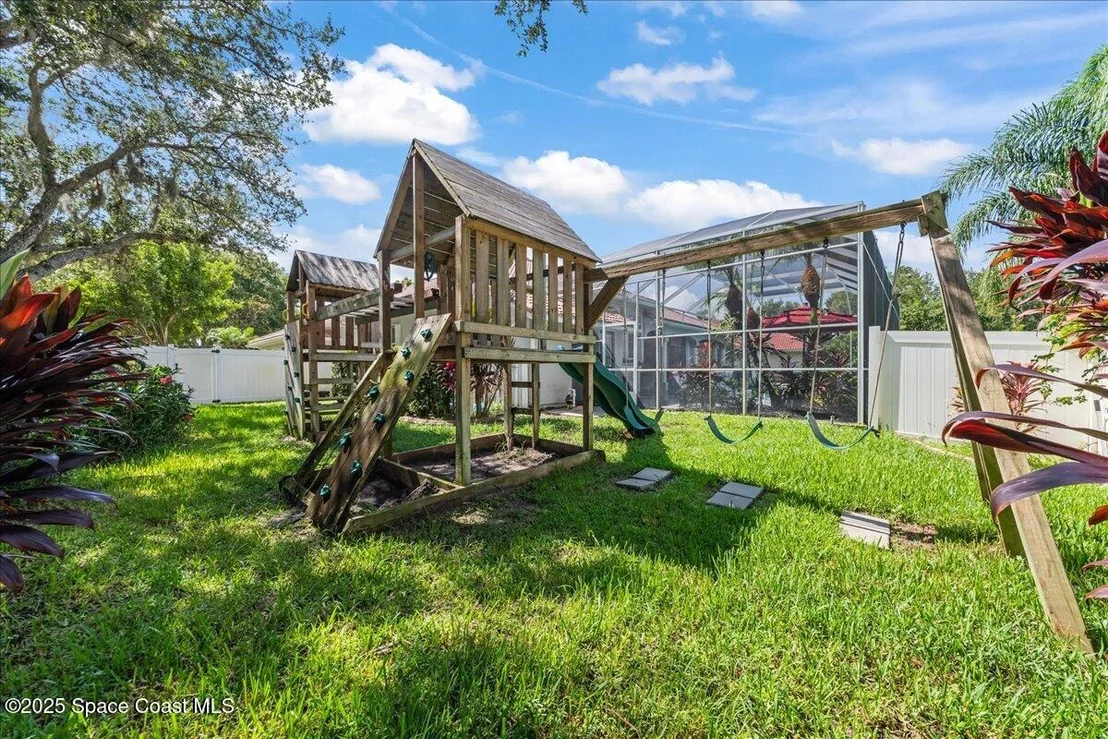 Photo of 370 Baytree Drive