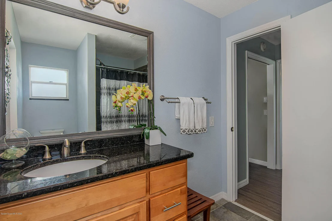 Photo of 485 Red Sail Way