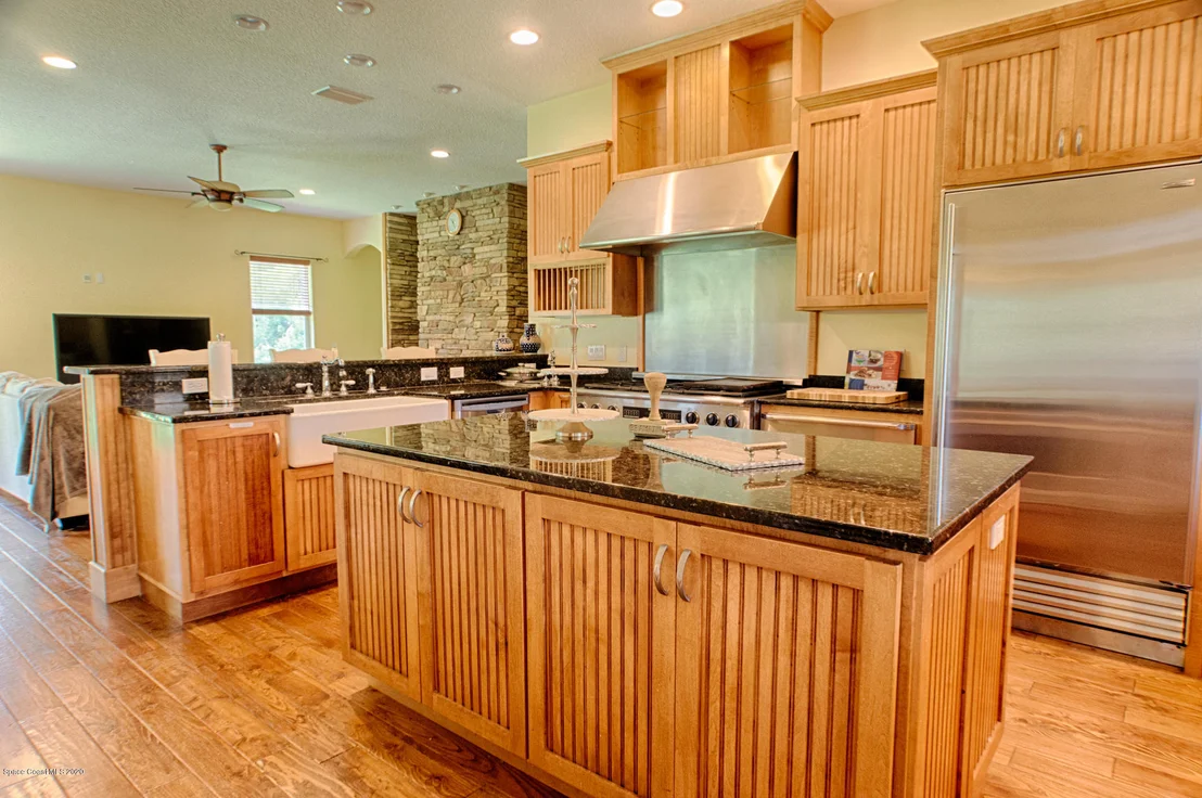 Photo of 5443 The Willows Drive