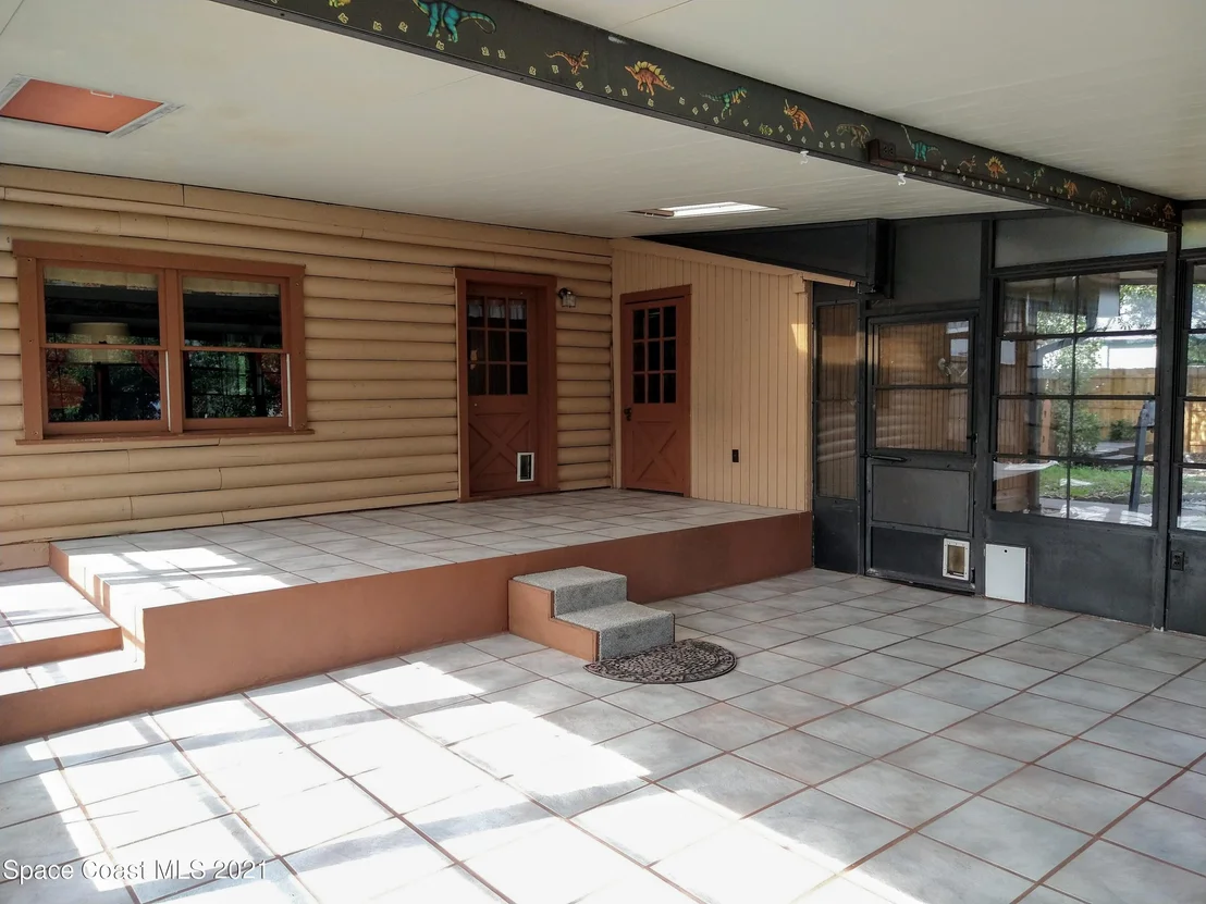 Photo of 5495 Flint Road