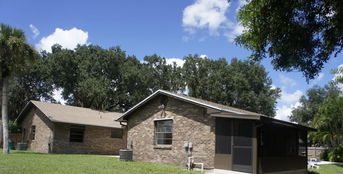 Photo of 1833 Oakwood