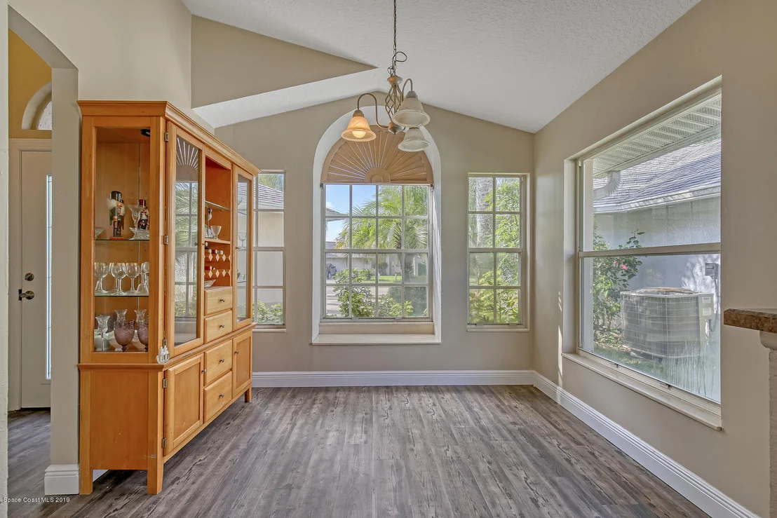Photo of 3916 Saint Armens Circle