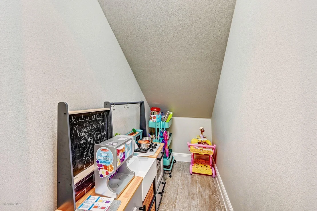 Photo of 8051 Strom Park Drive