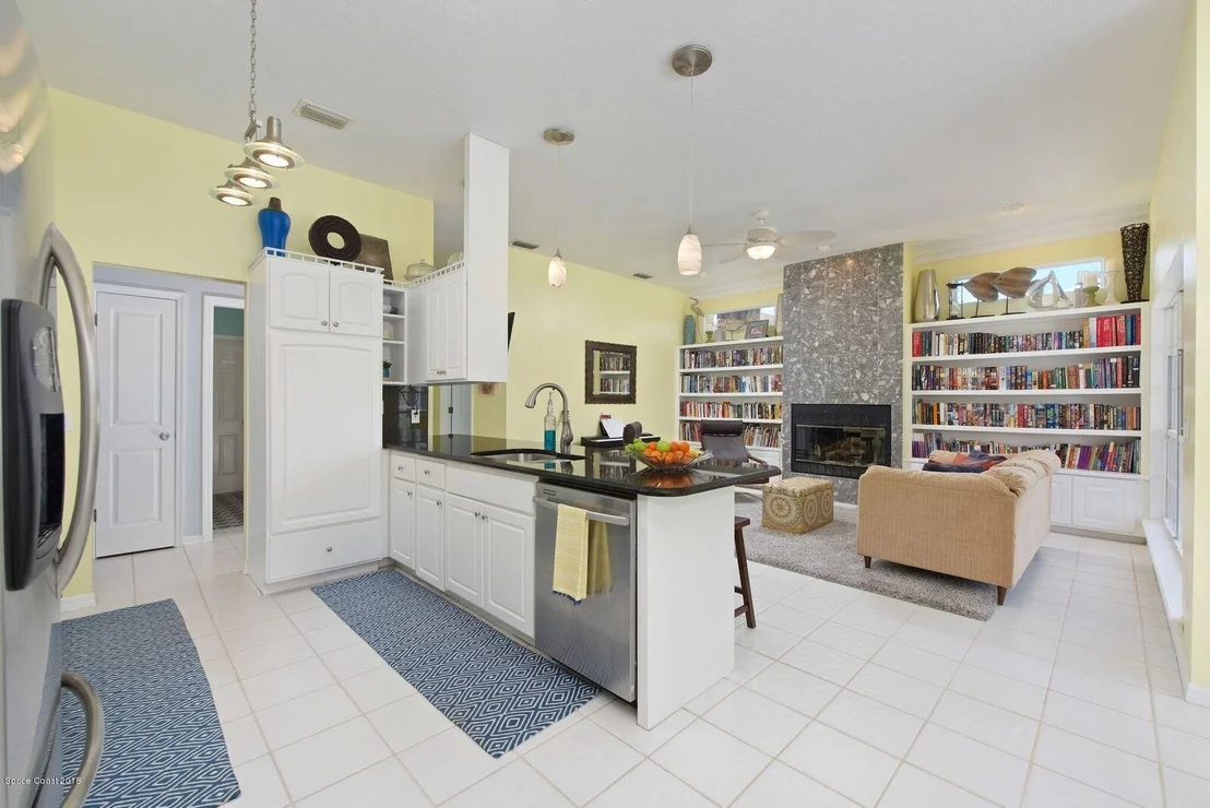 Photo of 518 Sawgrass Circle