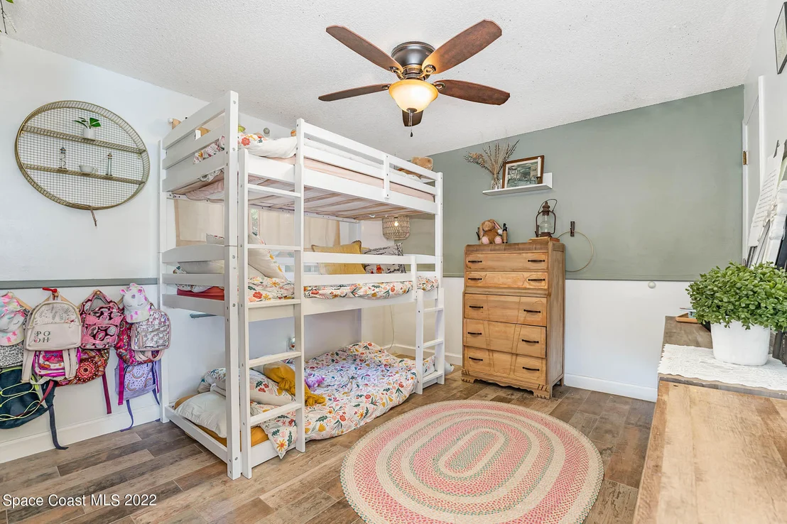Photo of 142 11th (Eleventh) Avenue