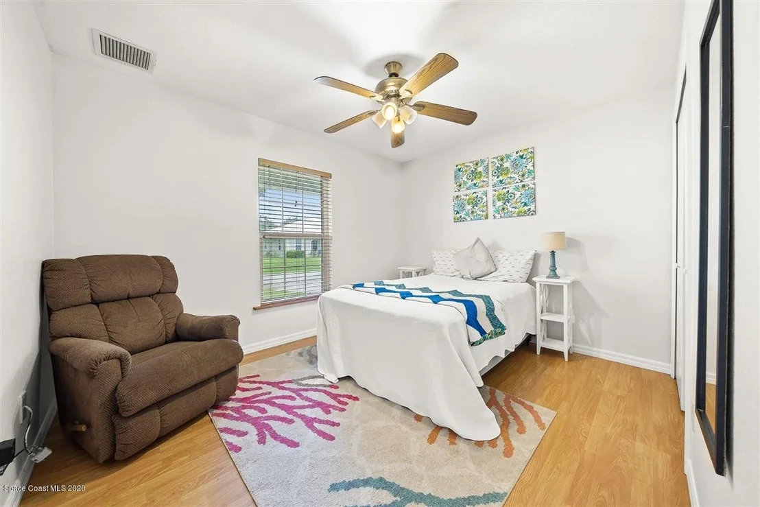 Photo of 4901 Evinrude Road