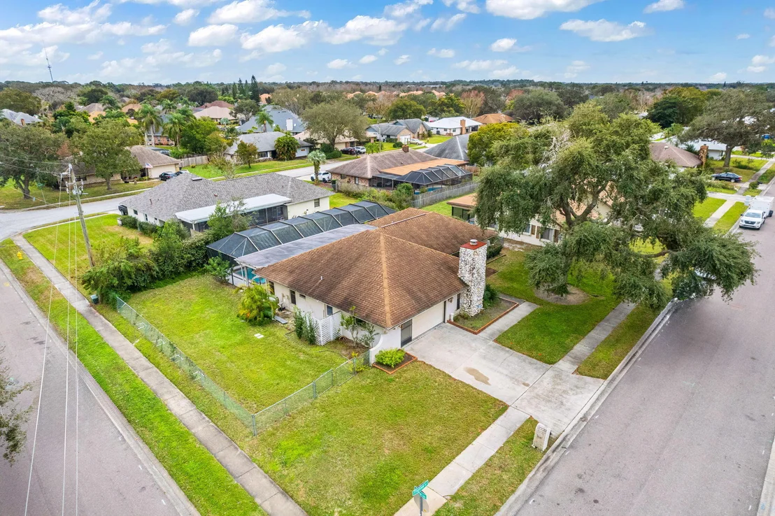 Photo of 1645 Figtree Drive