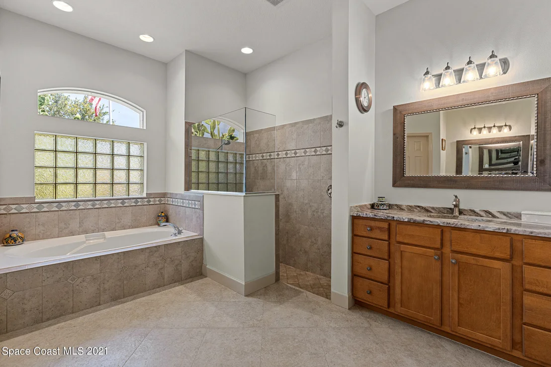 Photo of 170 Ridgemont Circle SE
