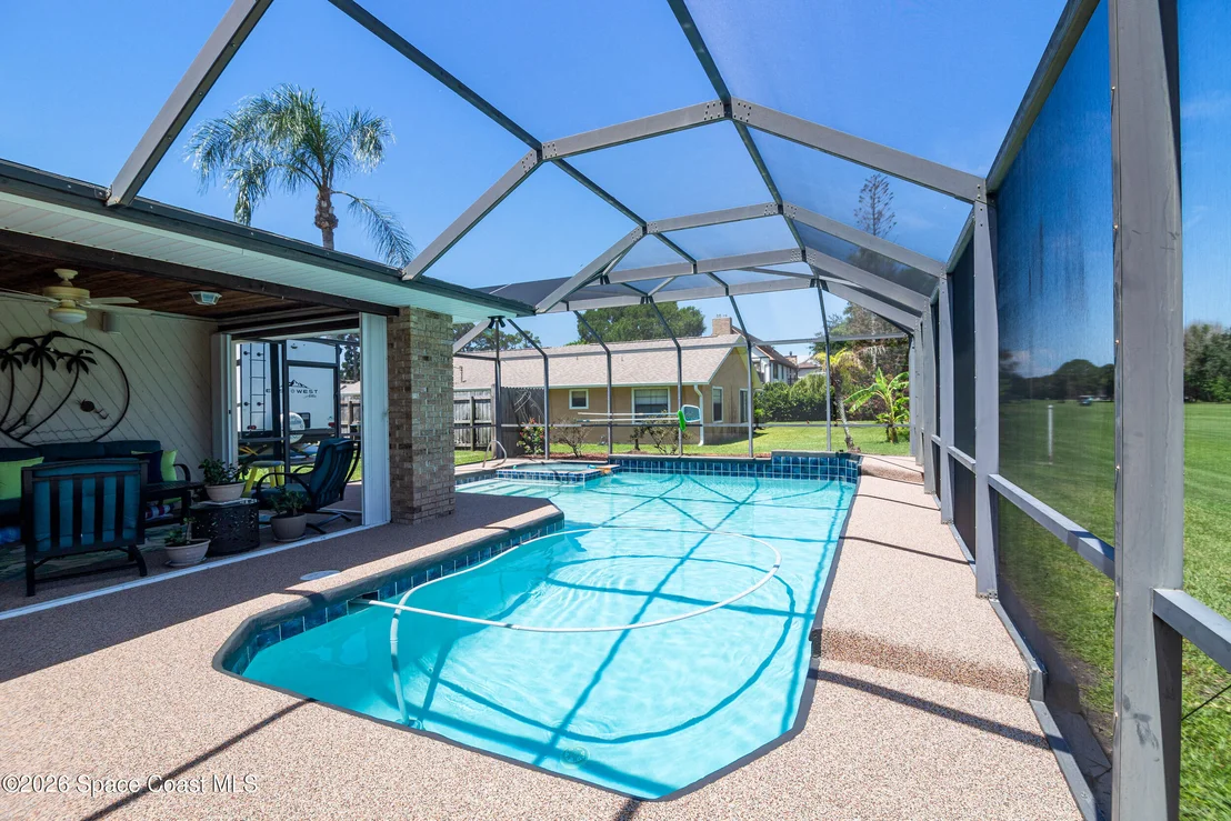 Photo of 1088 Fairlawn Drive