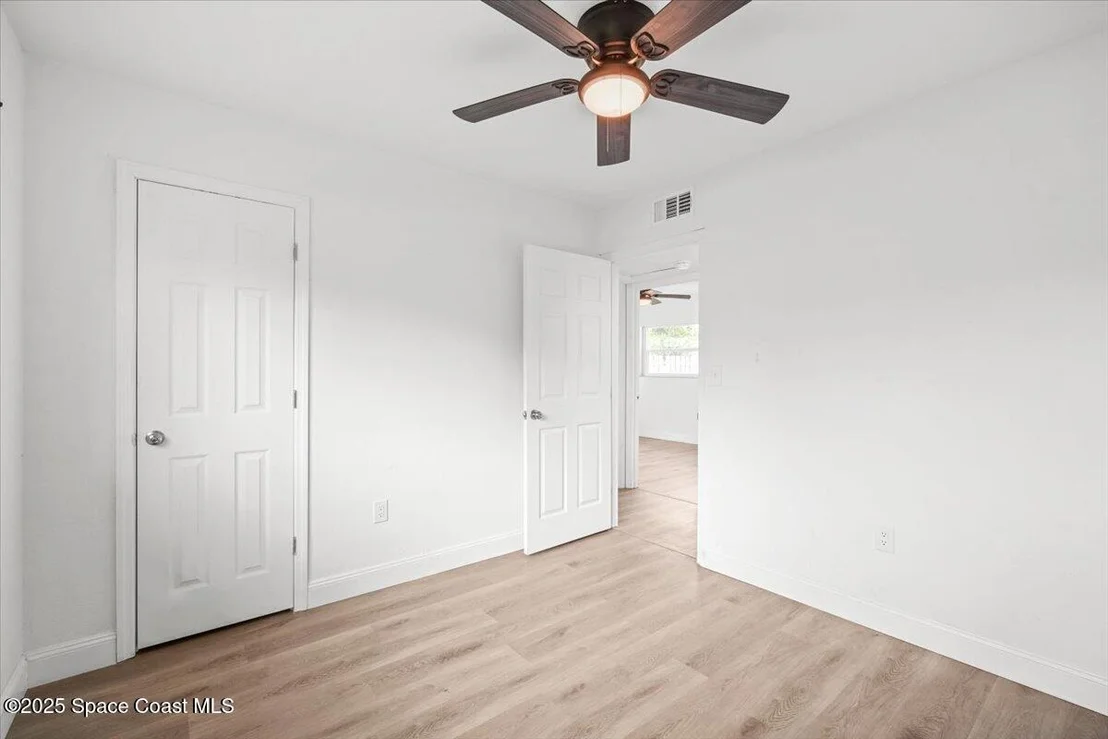 Photo of 411 Thomas Avenue